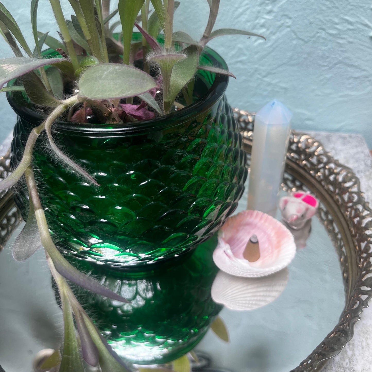 E.O Brody Vintage 1960s Emerald Glass Fish Scale Planter with Purple Heart Plant