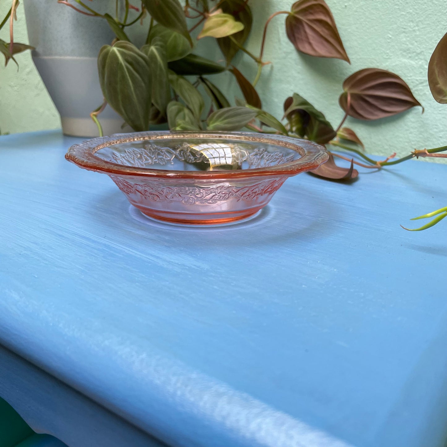 Small Pink Federal Glass Normande Berry Bowl