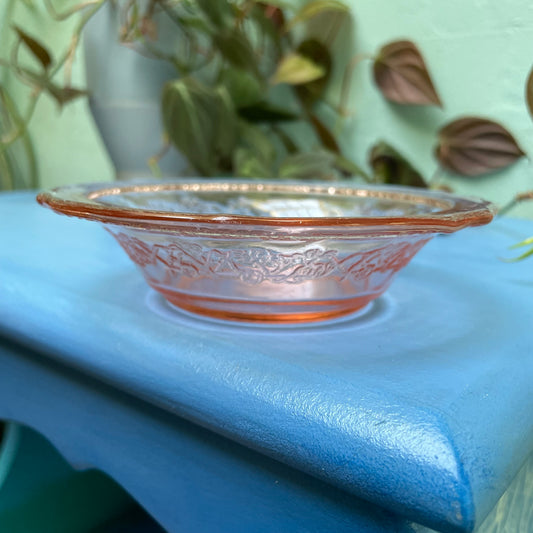 Small Pink Federal Glass Normande Berry Bowl